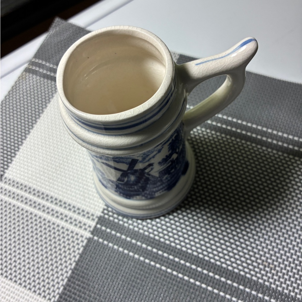 Blue and White Ceramic Windmill Art Set & salt & pepper set - Picture 7 of 8